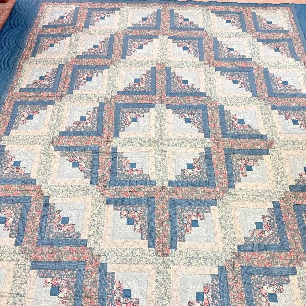 Vtg Log Cabin Quilt 102x86 Queen King Handmade Bedspread Floral Cottagecore